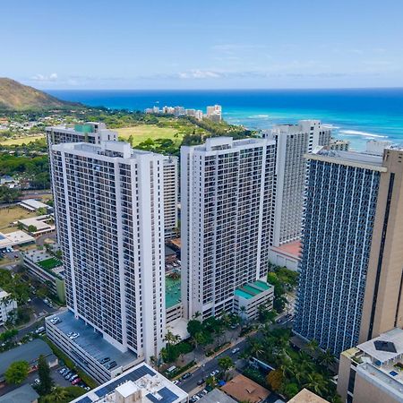 Cozy Waikiki Getaway, Stroll To Beach With Free Parking ホノルル エクステリア 写真