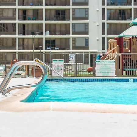 Cozy Waikiki Getaway, Stroll To Beach With Free Parking ホノルル エクステリア 写真