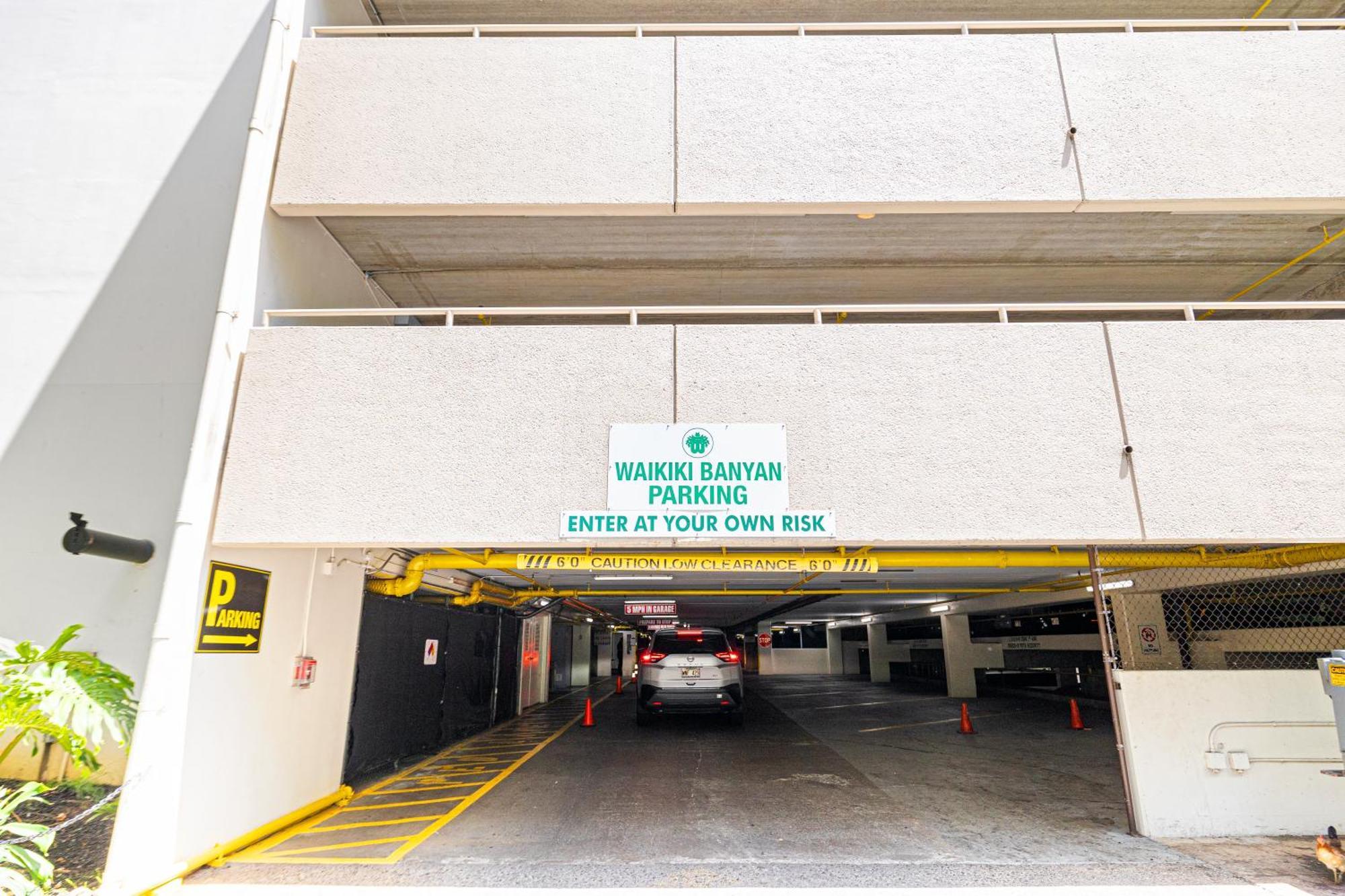 Cozy Waikiki Getaway, Stroll To Beach With Free Parking ホノルル エクステリア 写真